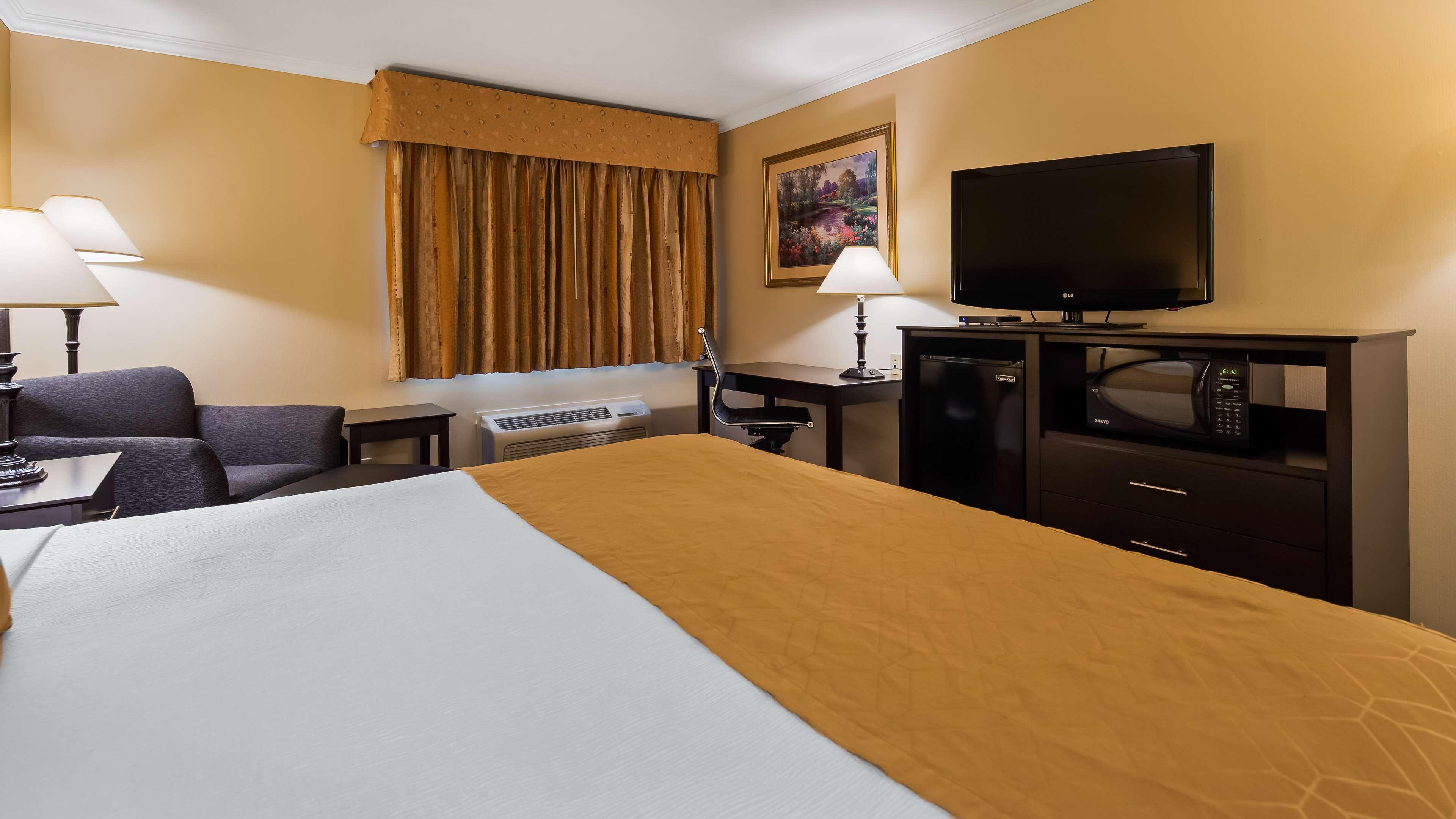 Best Western Inn & Suites Ontario Eksteriør billede