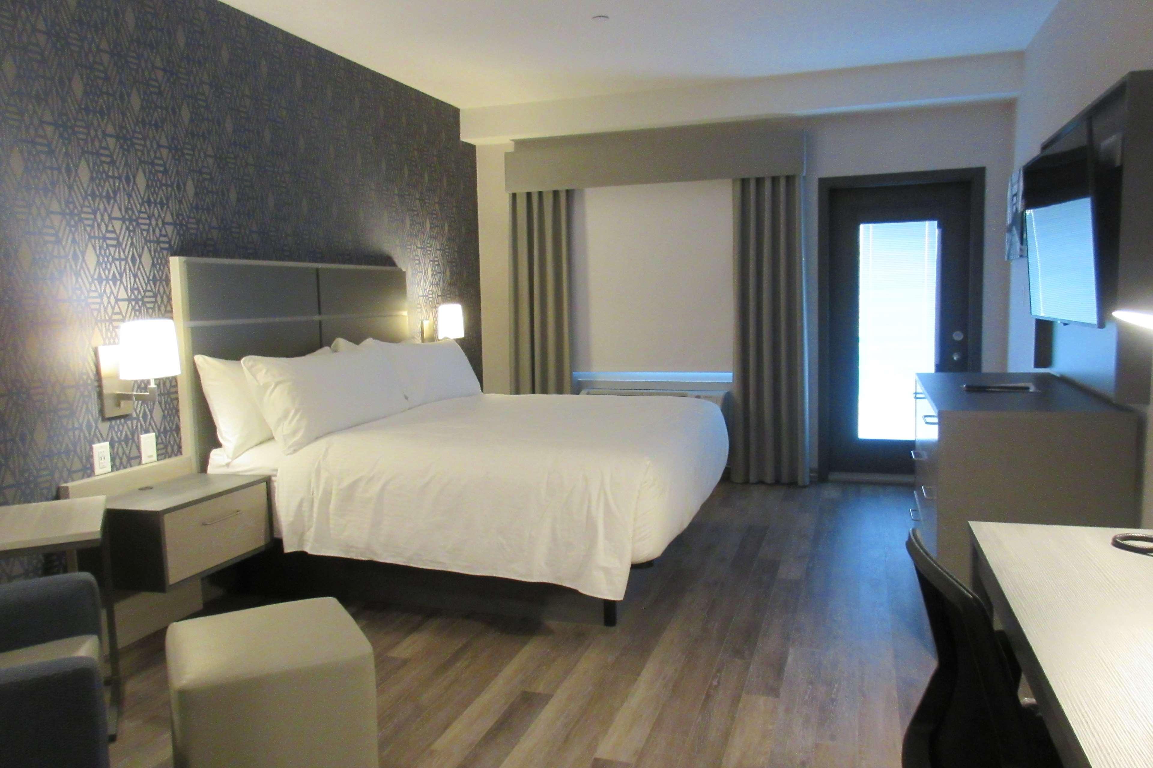 Best Western Inn & Suites Ontario Eksteriør billede